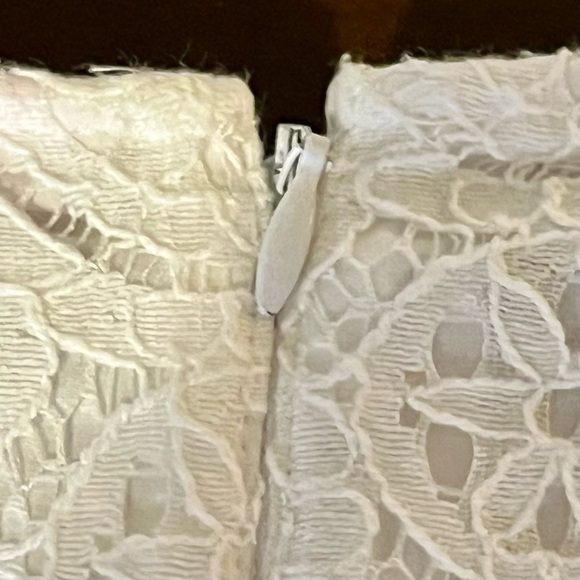 Lilly Pulitzer White Lace Dress | Size 8 - Picture 9 of 9